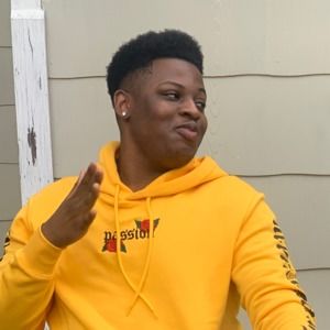 Meet your Posher, Mac